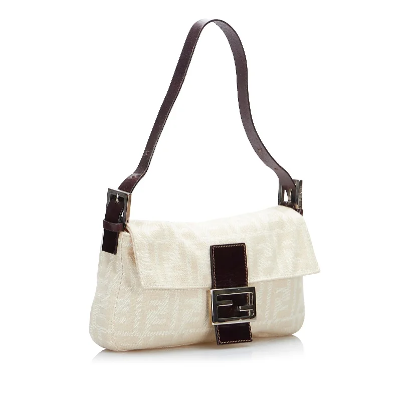 Fendi crossbody bags with a detachable fanny pack strap for a trendy and practical optionFendi Zucca Mamma Baguette (SHG-tOoSTj)