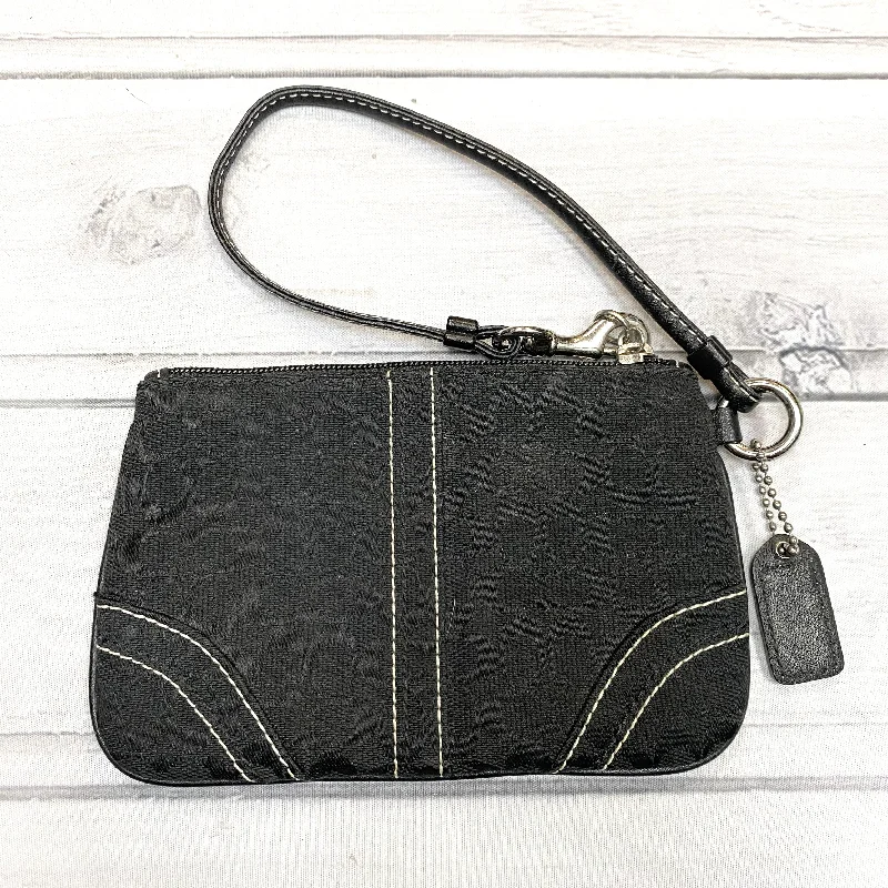 Coach Borough bags with a contrast - stitched handle for a unique lookWristlet Designer By Coach  Size: Small