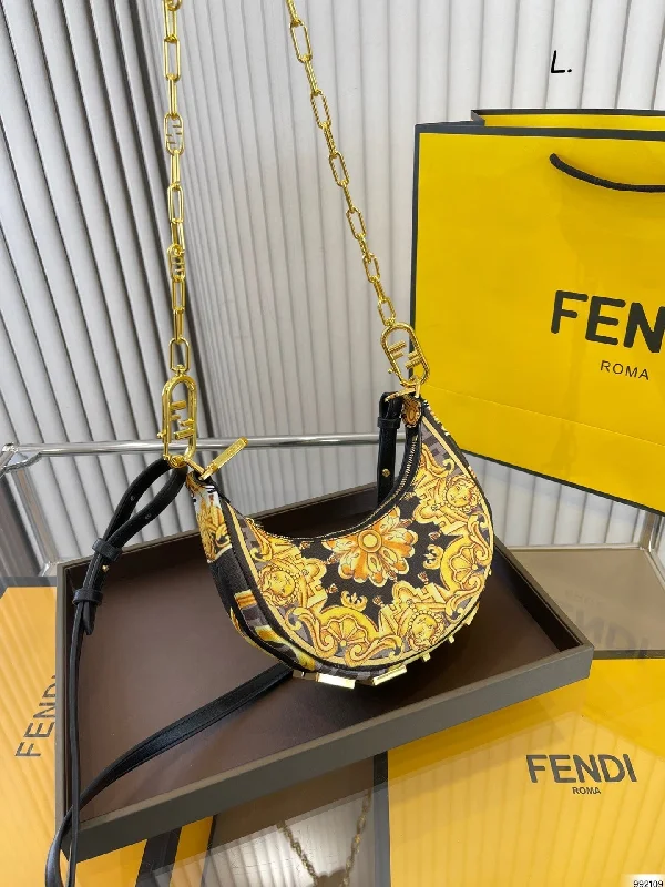 Ladies Fendi handbags with a detachable wallet insert for added convenienceLuxury Bags Fendi 278