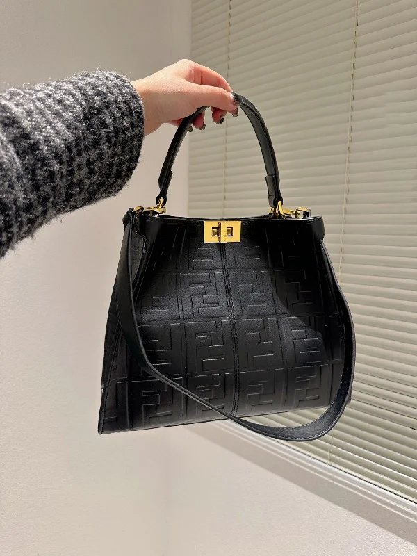 Ladies Fendi Peekaboo bags with a textured leather surface for a more tactile and luxurious feelLuxury Bags Fendi 284