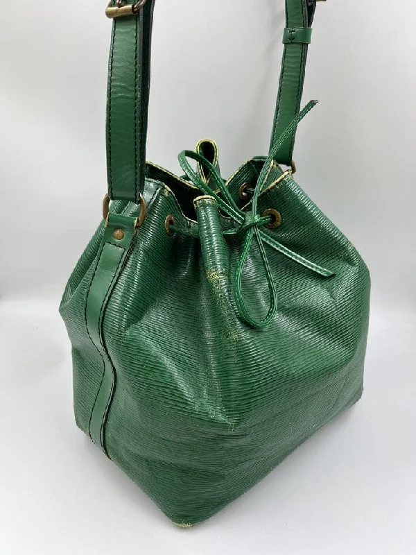 Louis Vuitton Neverfull bags with large capacity for everyday essentialsLouis Vuitton Petit Noé Bag - Green