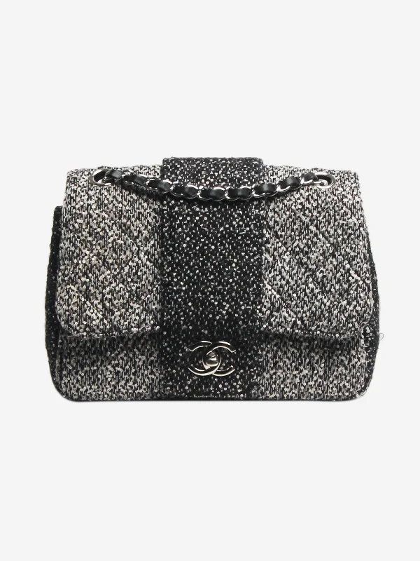 Hermes Bags with Adjustable Shoulder and Crossbody StrapsChanel Black boucle and sequin 2015-2016 flap bag