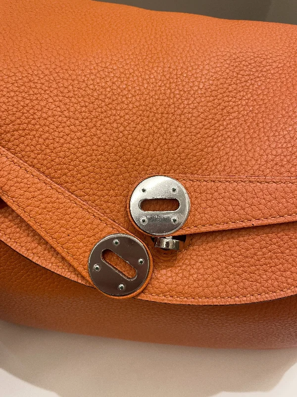 Hermes Bags with Detachable Pouches for VersatilityHermes Lindy 30 Feu Clemence