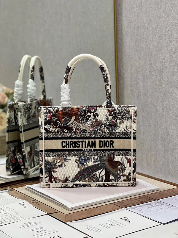 Christian Dior crossbody bags with a front - flap pocket for easy accessBC - Dior Bags - 1921