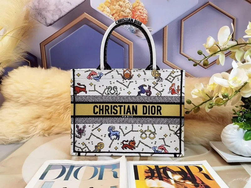 Christian Dior Saddle bags with a patent leather finish for a shiny lookChristian Dior Bags - 4612