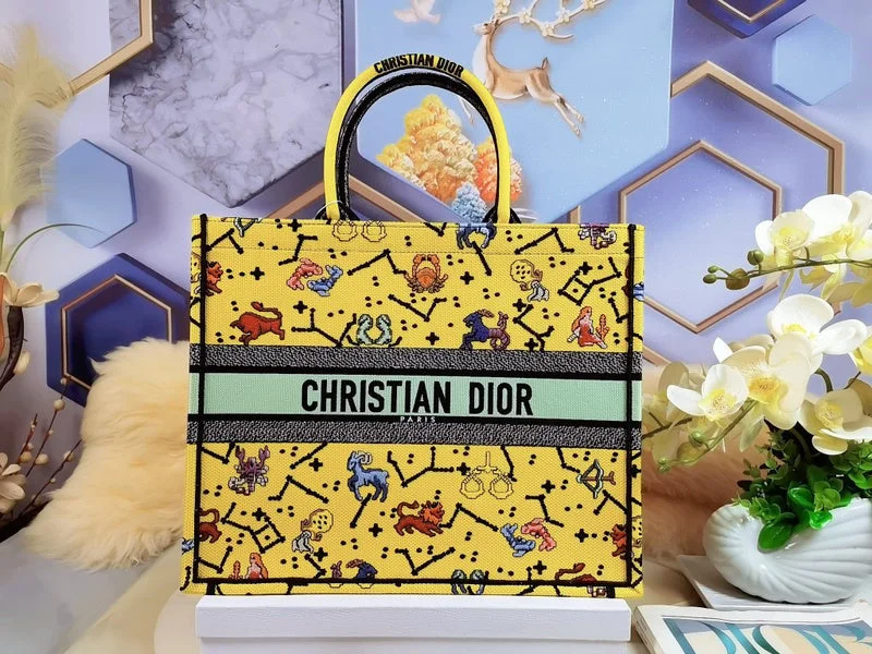 Luxury Christian Dior crossbody bags with a chain - link strapChristian Dior Bags - 4620