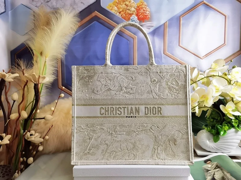 Christian Dior Saddle bags with a distressed leather finishChristian Dior Bags - 4644