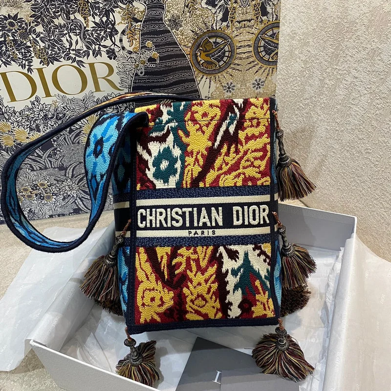 Christian Dior crossbody bags with a front - flap pocket for easy accessChristian Dior Bags - 5946