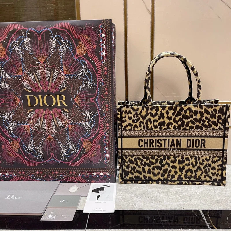 Trendsetting Christian Dior crossbody bags with a colorful strapChristian Dior Bags - 6002