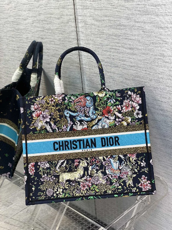 Christian Dior bags with a detachable coin purse insideChristian Dior - Luxury Bags  368