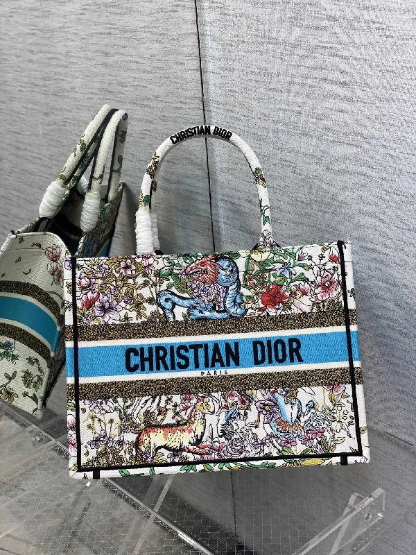 Christian Dior handbags with a detachable mirror for on - the - go touch - upsChristian Dior - Luxury Bags  371